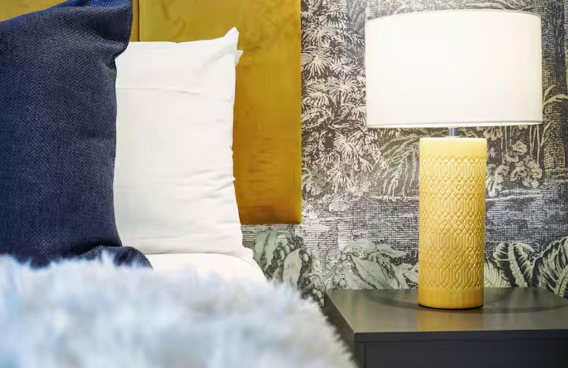 Вилла The Zen Den With Hot Tub And Garden Лондон Экстерьер фото